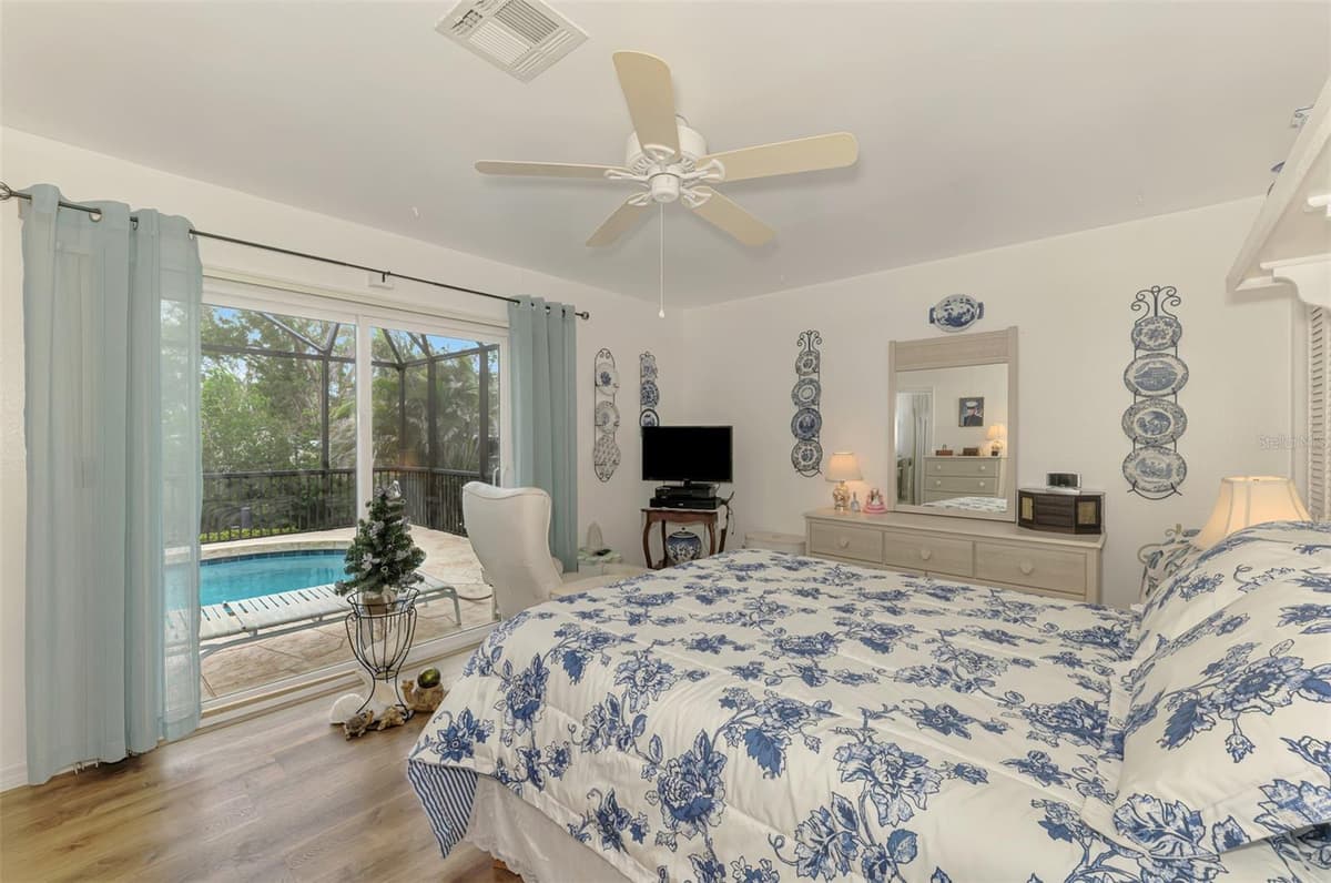 1173 BROWN STREET — photo 17 of 44