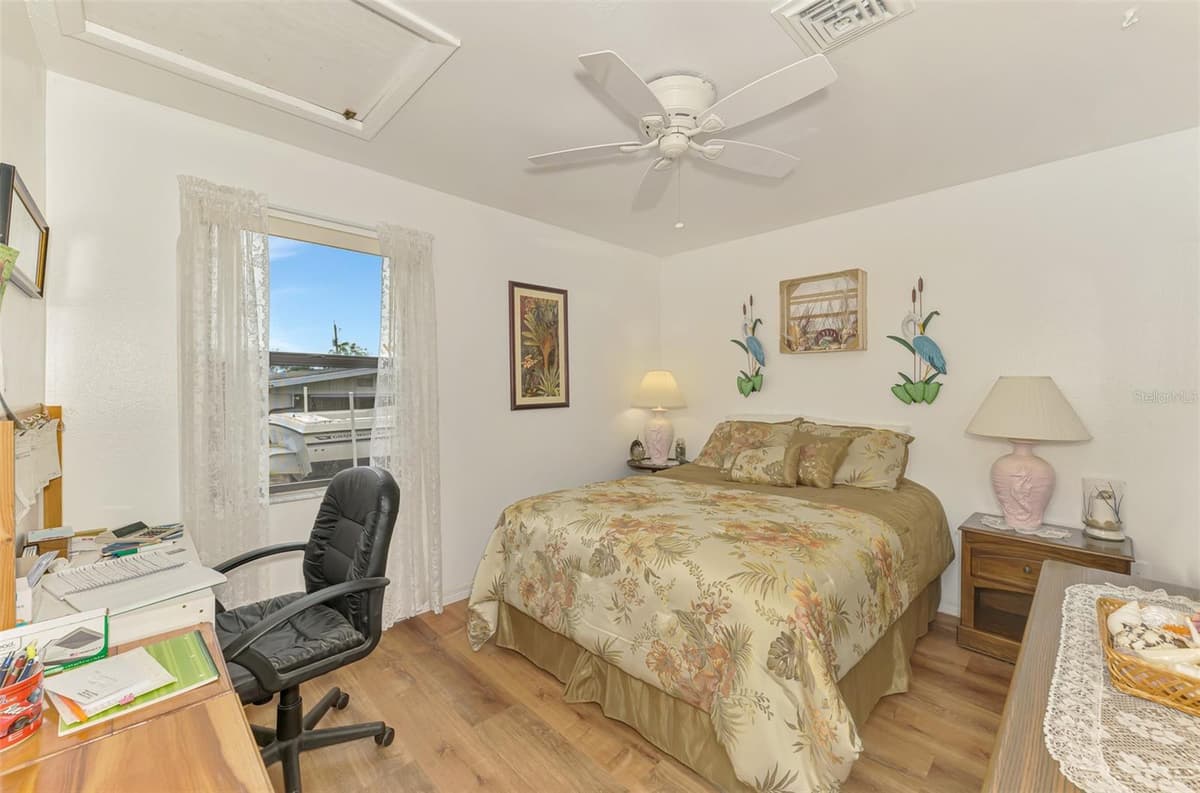 1173 BROWN STREET — photo 23 of 44