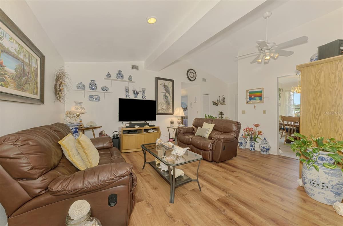 1173 BROWN STREET — photo 7 of 44