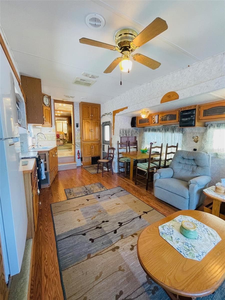 86 EAGLE POINT — photo 6 of 19