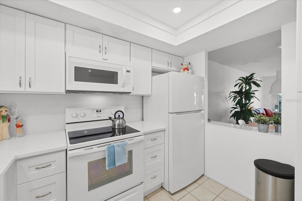 1001 BENJAMIN FRANKLIN DRIVE — photo 15 of 37