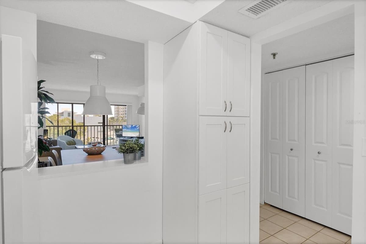 1001 BENJAMIN FRANKLIN DRIVE — photo 16 of 37