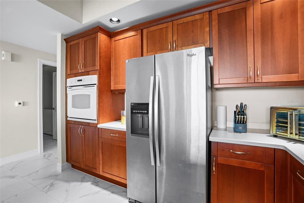 14380 RIVA DEL LAGO DRIVE — photo 16 of 45