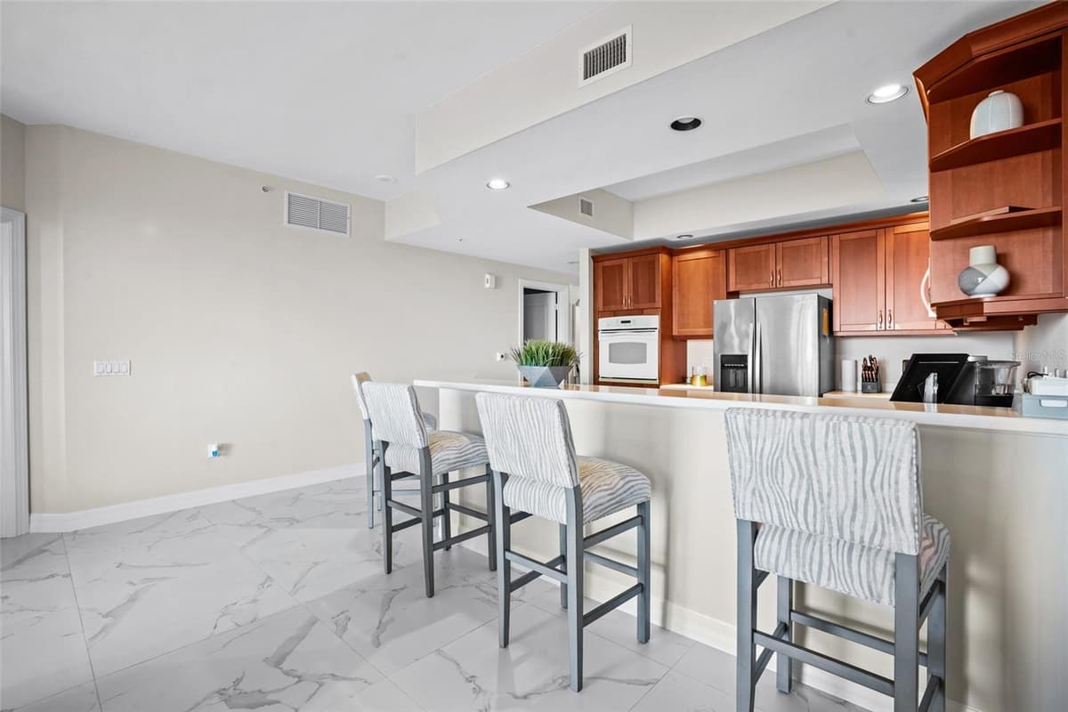 14380 RIVA DEL LAGO DRIVE — photo 14 of 45