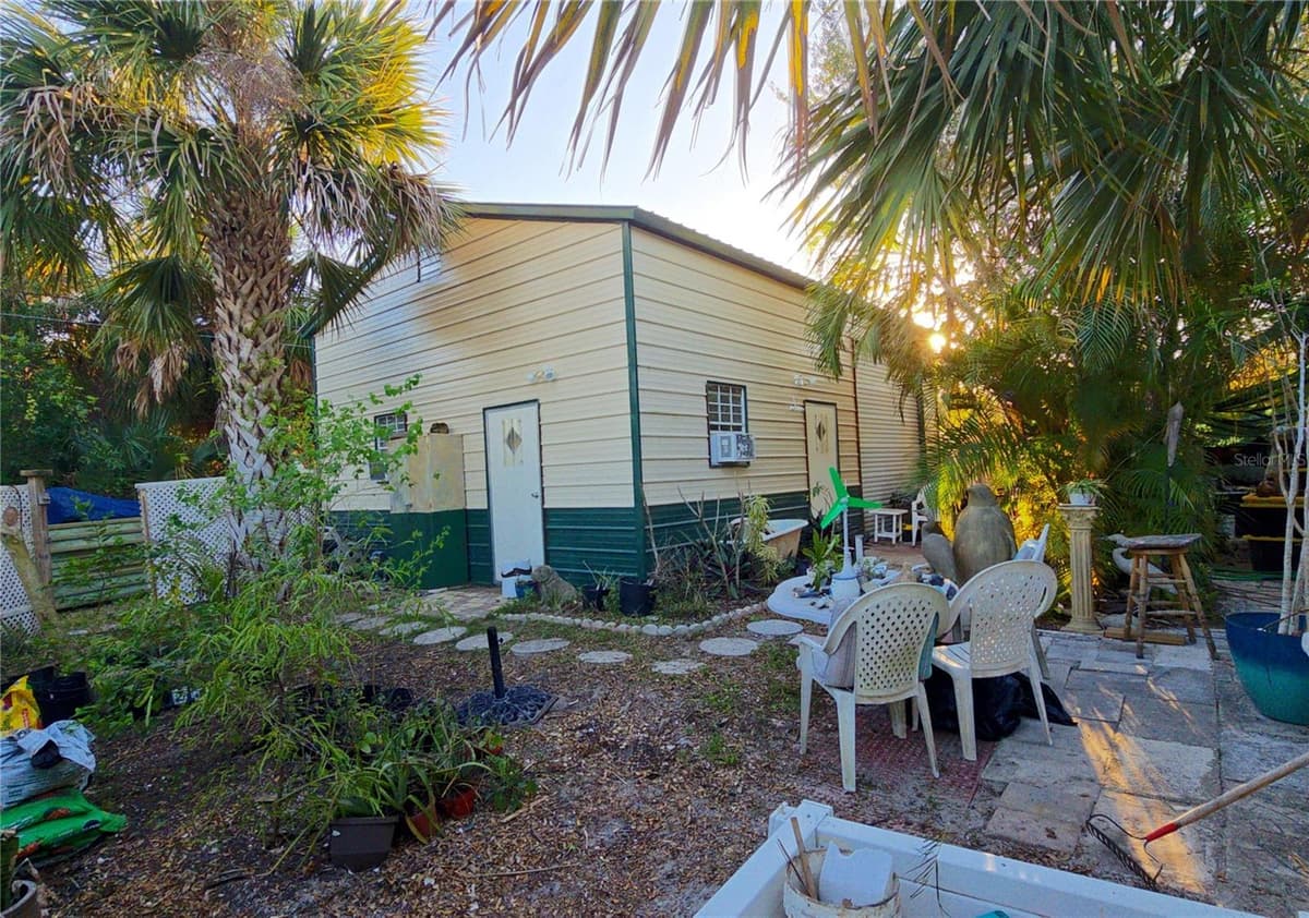 18671 KERRVILLE CIRCLE — photo 4 of 9