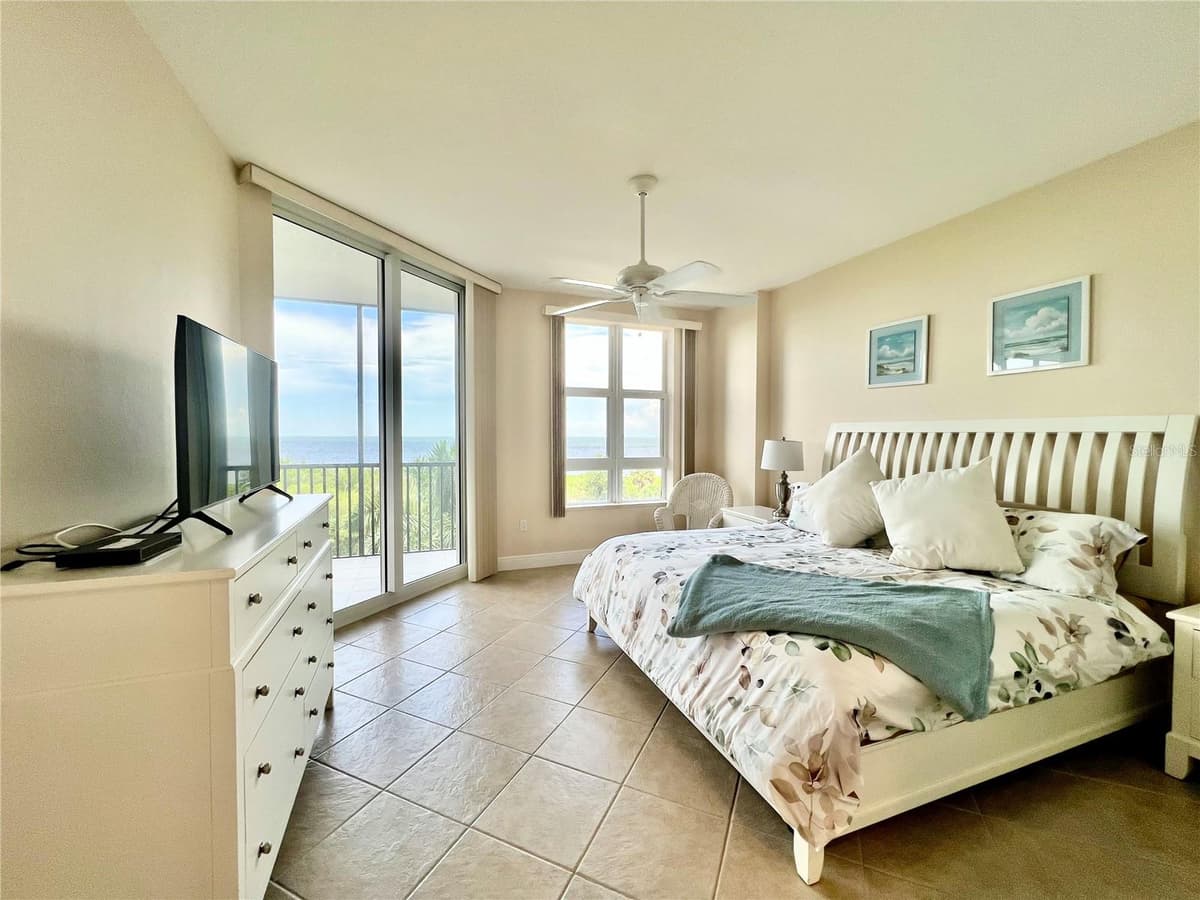 3333 SUNSET KEY CIRCLE — photo 18 of 56