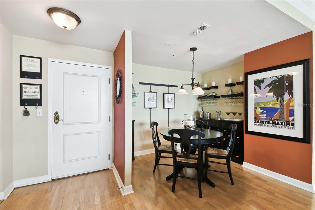 345 BAYSHORE BOULEVARD — photo 8 of 57