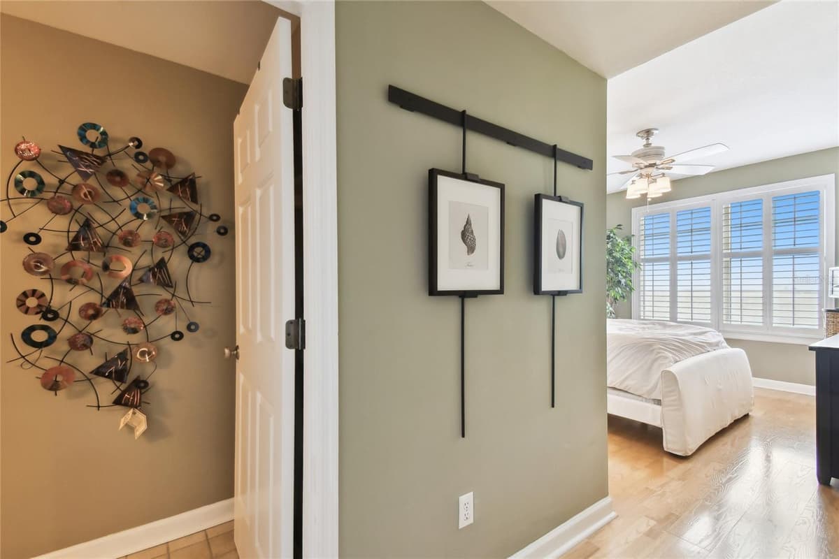345 BAYSHORE BOULEVARD — photo 17 of 57