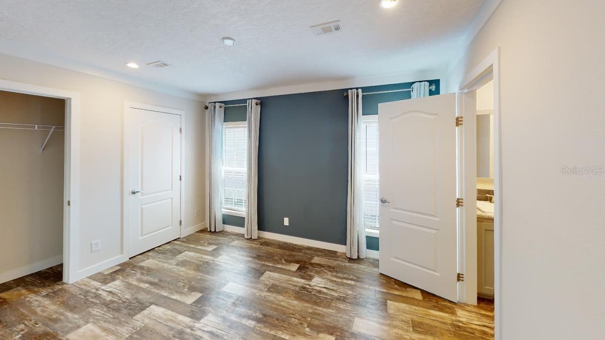 1556 BLUE HERON DRIVE — photo 12 of 29