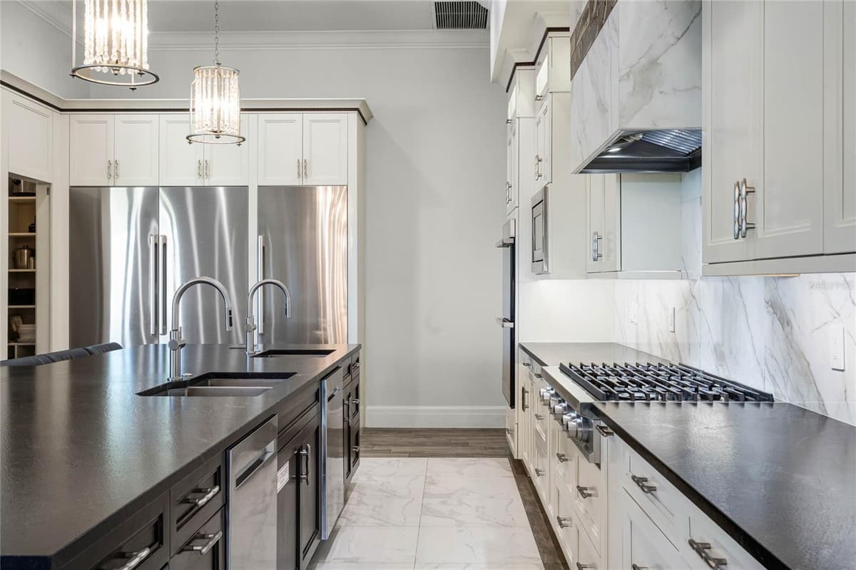 1148 GRAND TRAVERSE PARKWAY — photo 10 of 100