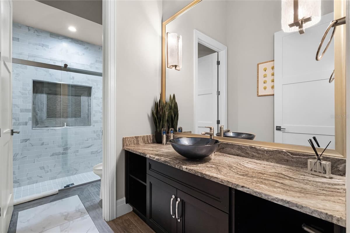 1148 GRAND TRAVERSE PARKWAY — photo 15 of 100