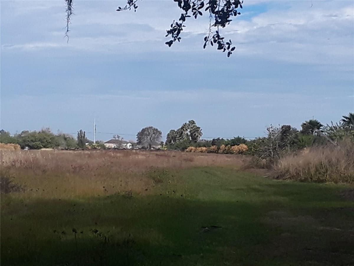 11716 CR 672 HIGHWAY — photo 9 of 14