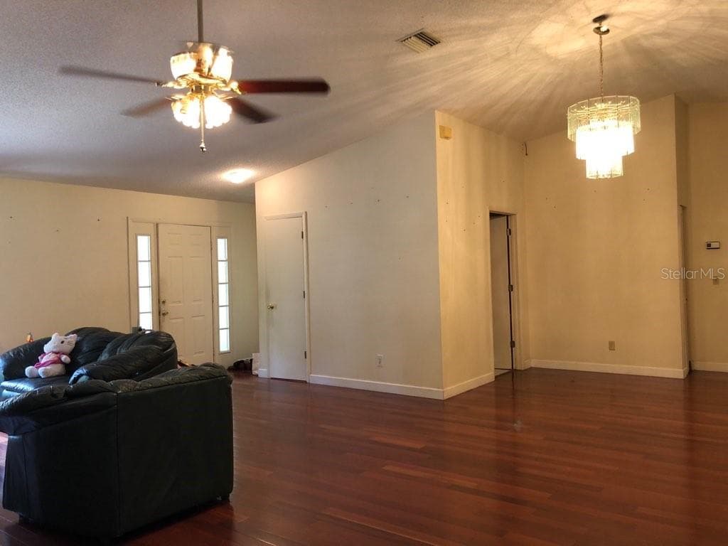 11716 CR 672 HIGHWAY — photo 4 of 14