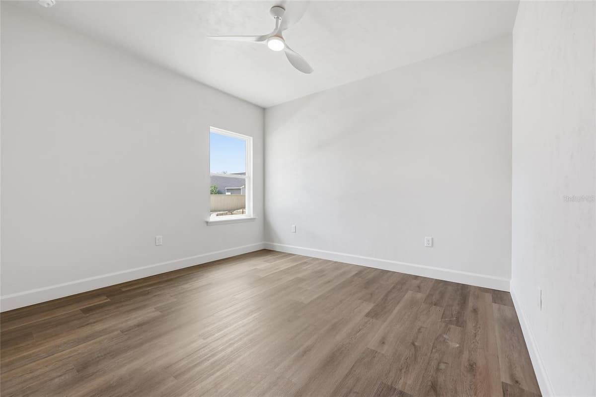 6703 10TH LANE — photo 5 of 28