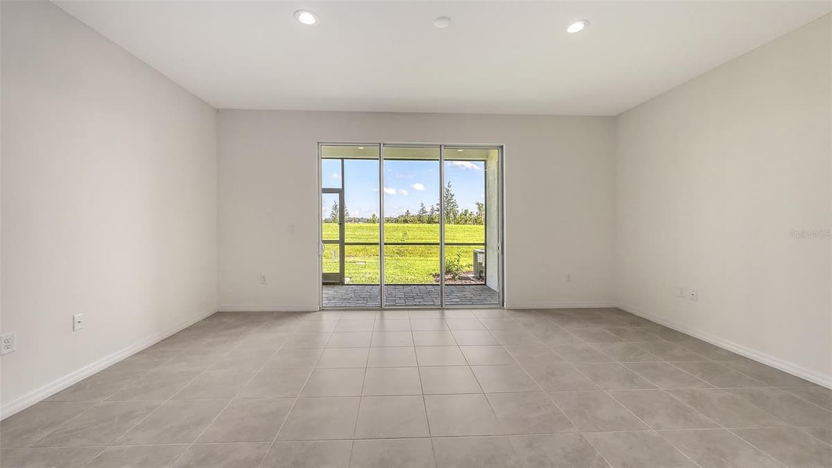 2360 WASHINGTON PALM COURT — photo 18 of 41