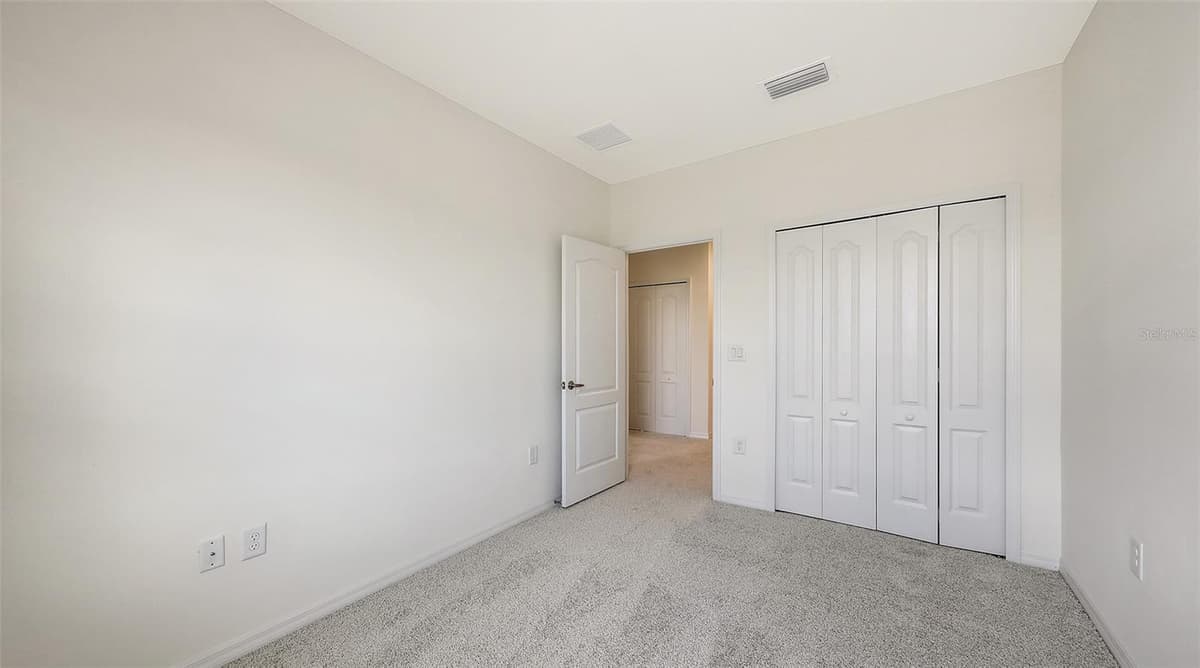 2360 WASHINGTON PALM COURT — photo 34 of 41