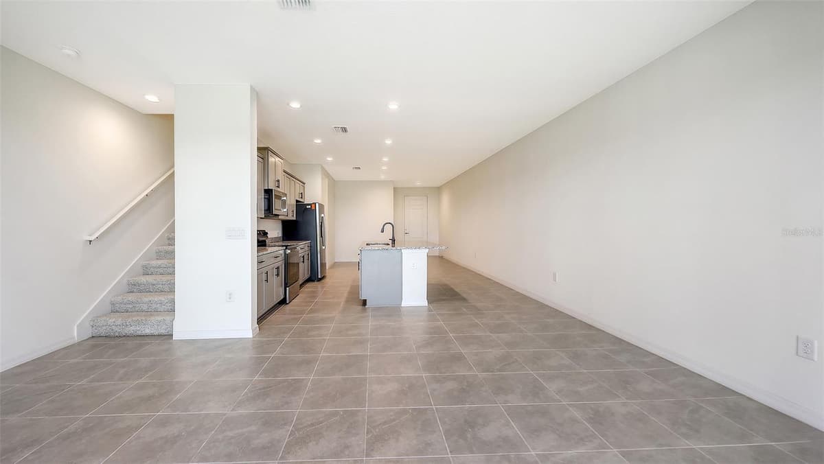 2360 WASHINGTON PALM COURT — photo 21 of 41