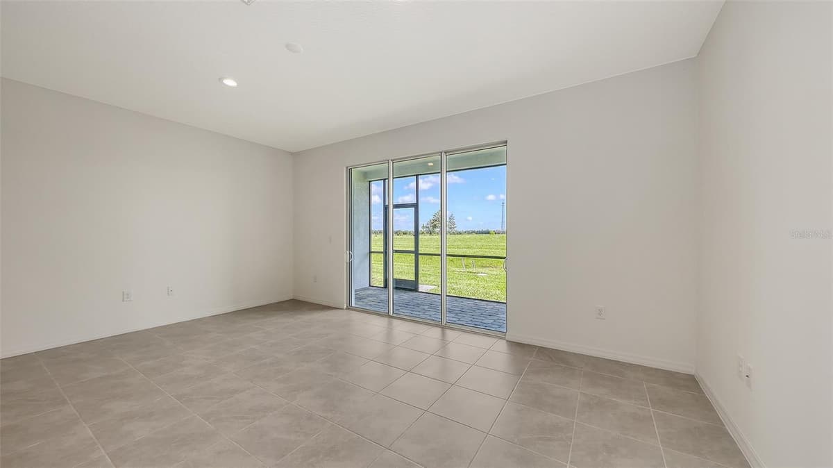 2360 WASHINGTON PALM COURT — photo 17 of 41
