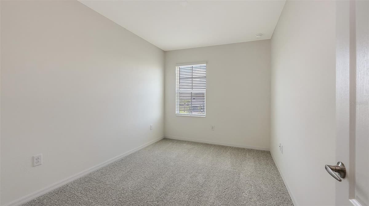 2360 WASHINGTON PALM COURT — photo 32 of 41