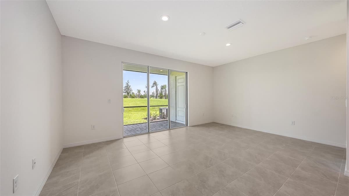 2360 WASHINGTON PALM COURT — photo 15 of 41