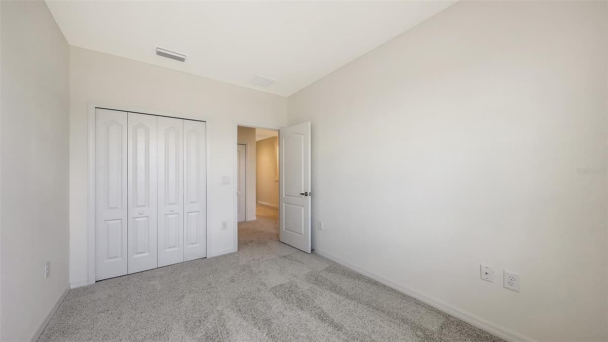 2360 WASHINGTON PALM COURT — photo 38 of 41