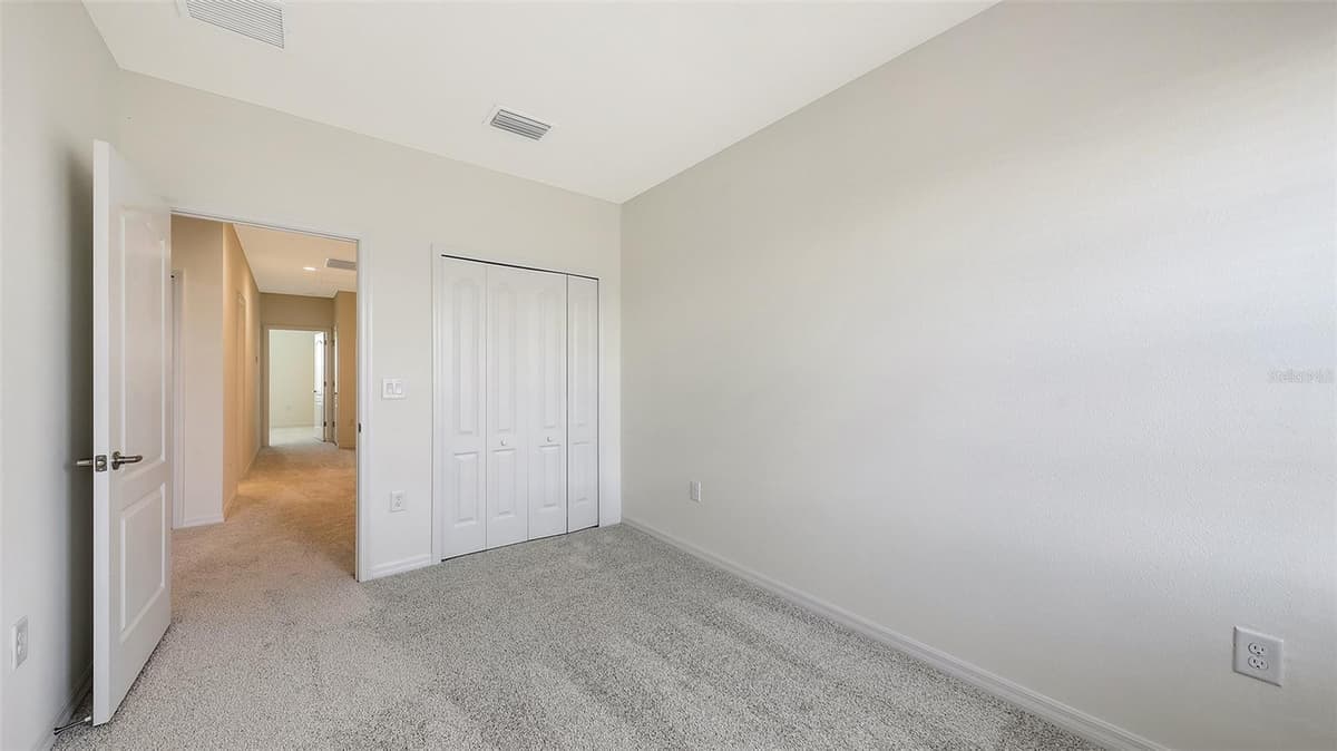 2360 WASHINGTON PALM COURT — photo 35 of 41