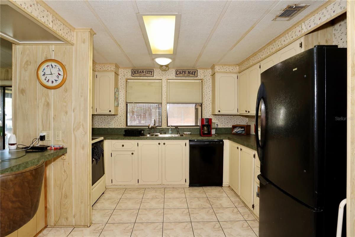 4405 TEKA LANE — photo 31 of 94