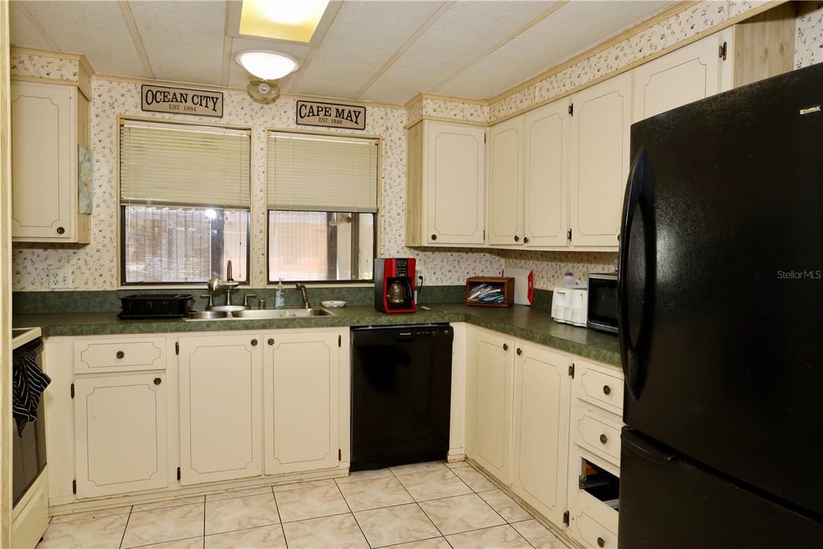 4405 TEKA LANE — photo 32 of 94