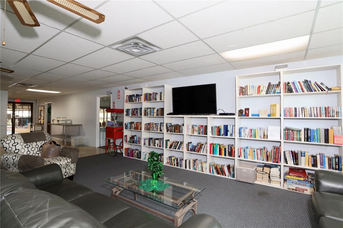 4405 TEKA LANE — photo 84 of 94