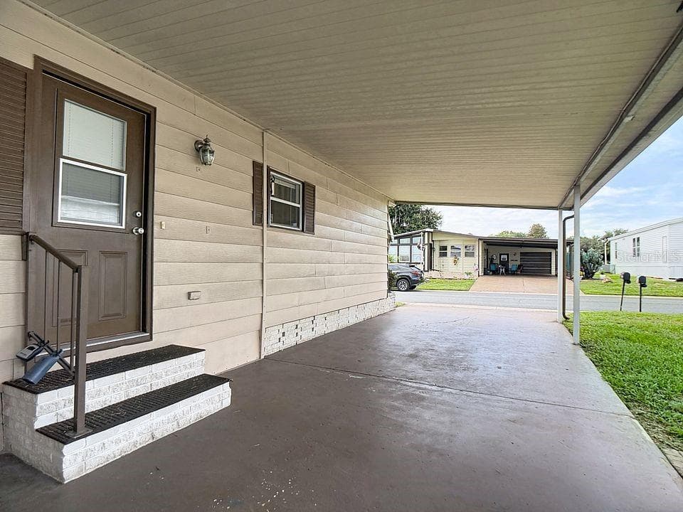 1007 FOREST LAKE DRIVE — photo 4 of 49