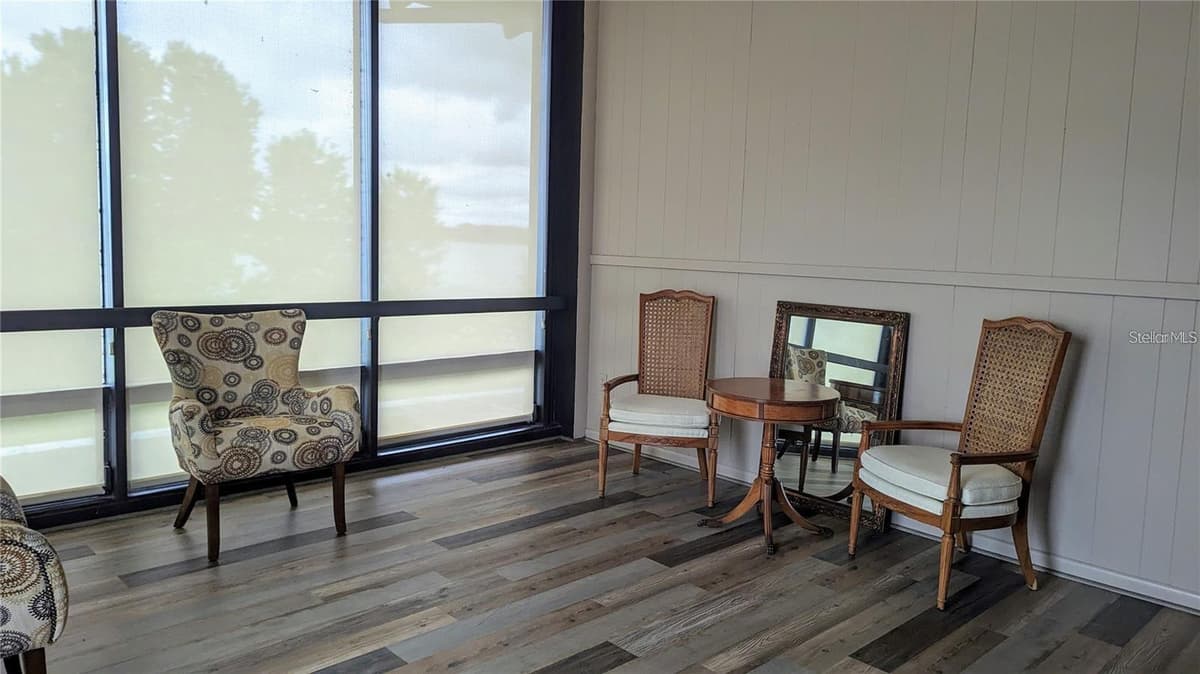1007 FOREST LAKE DRIVE — photo 41 of 49