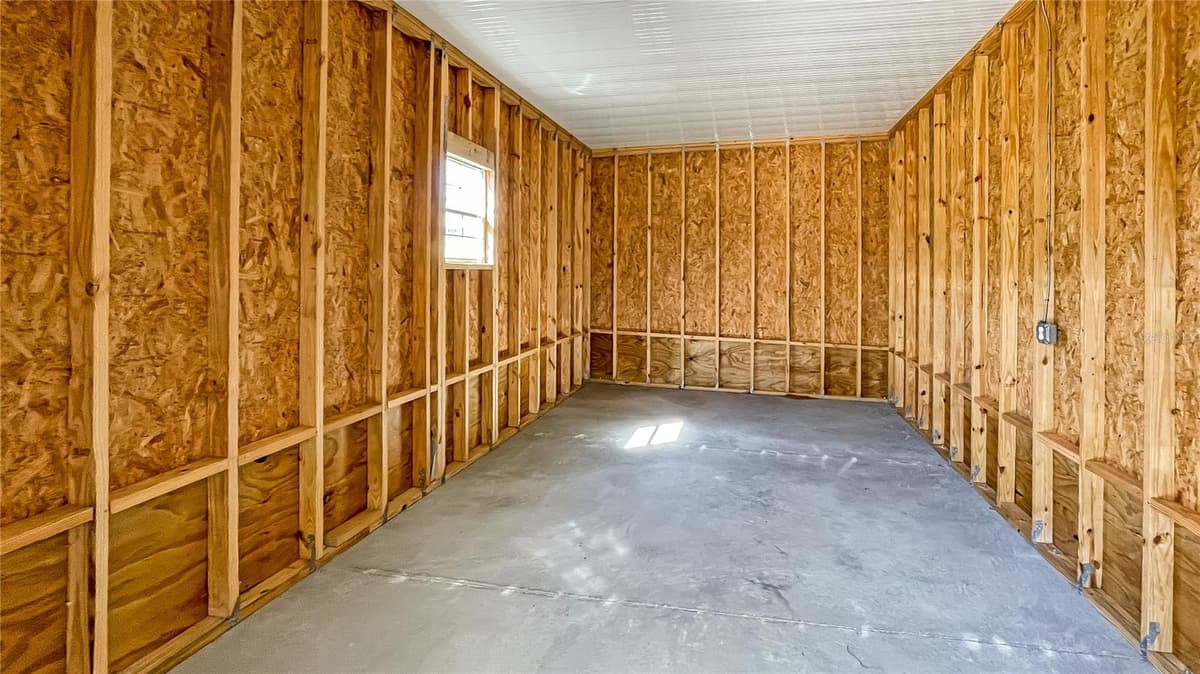 9896 SCEPTER AVENUE — photo 13 of 15