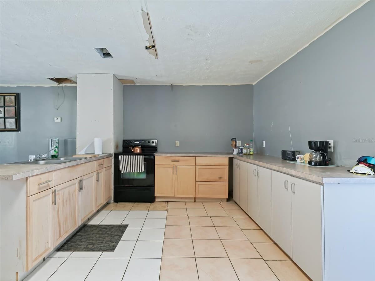 9475 35TH COURT — photo 20 of 43