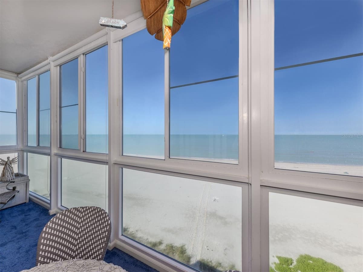 950 TARPON CENTER DRIVE — photo 26 of 55