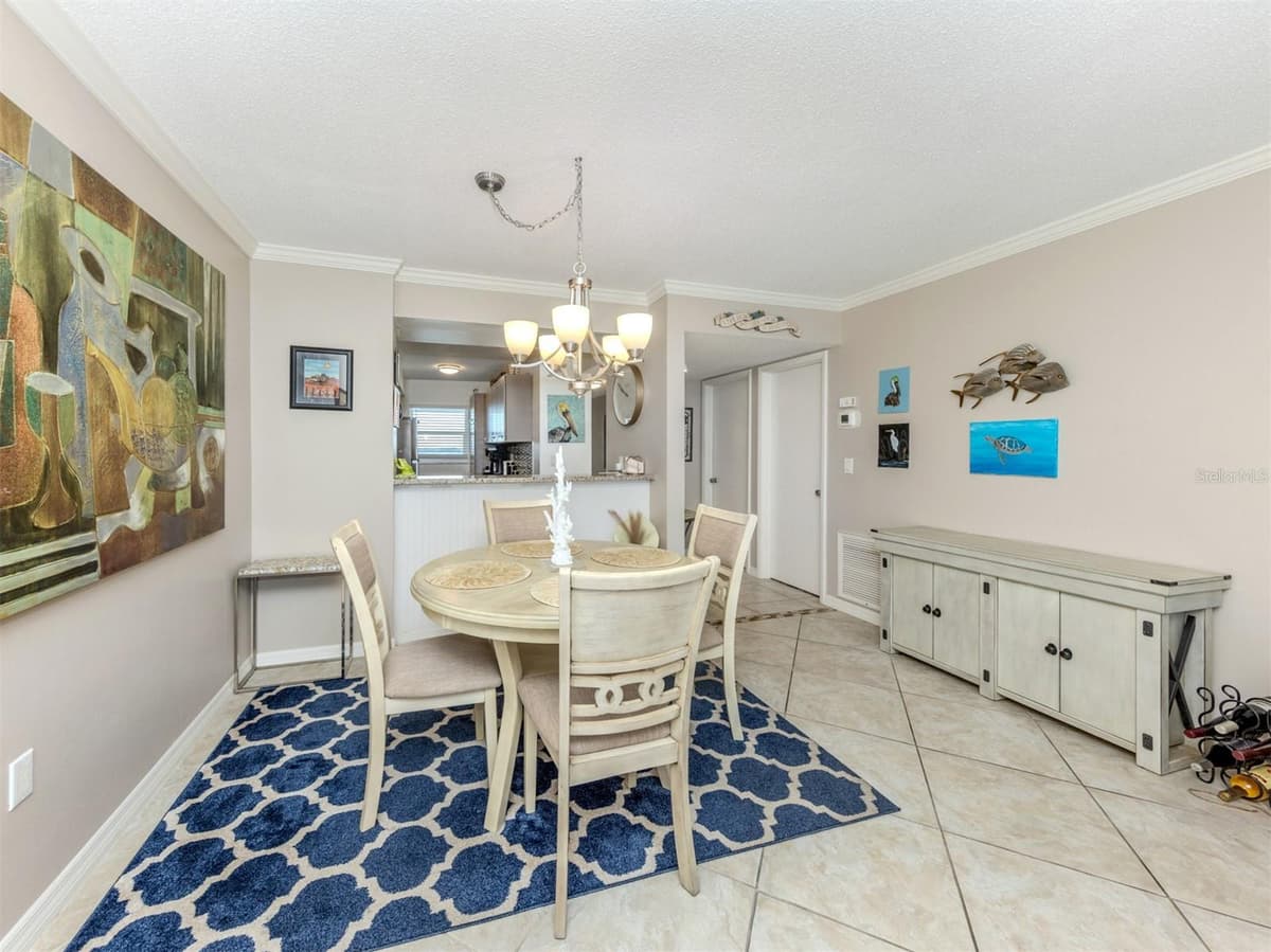 950 TARPON CENTER DRIVE — photo 9 of 55