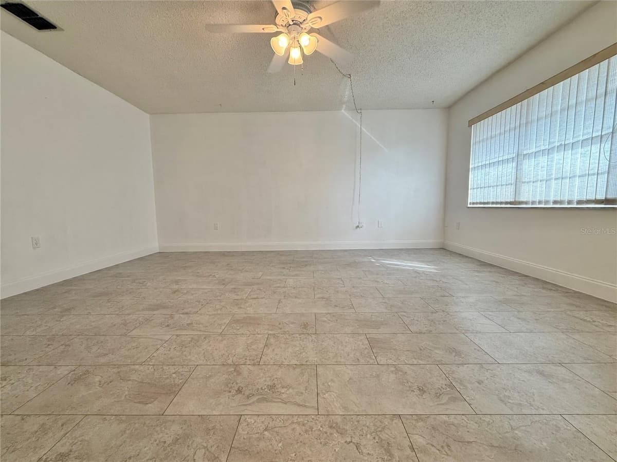 11817 BAYONET LANE — photo 5 of 32