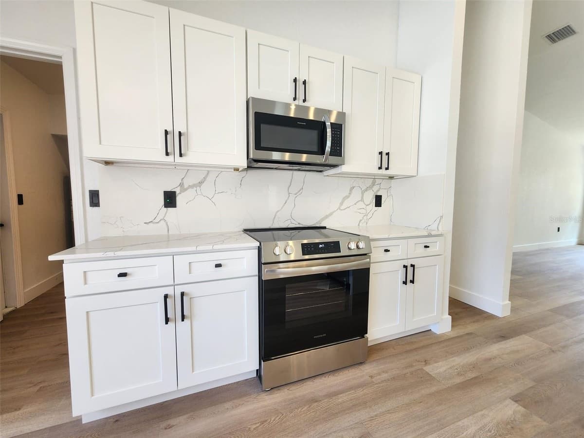 1032 CONCERT AVENUE — photo 9 of 38