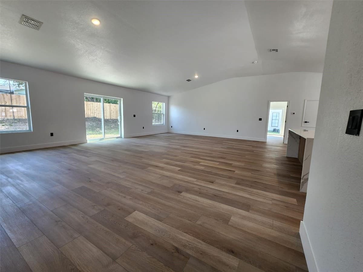 1032 CONCERT AVENUE — photo 20 of 38