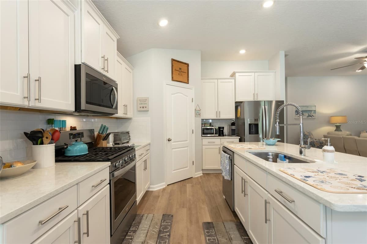 45 LOB WEDGE LANE — photo 21 of 49