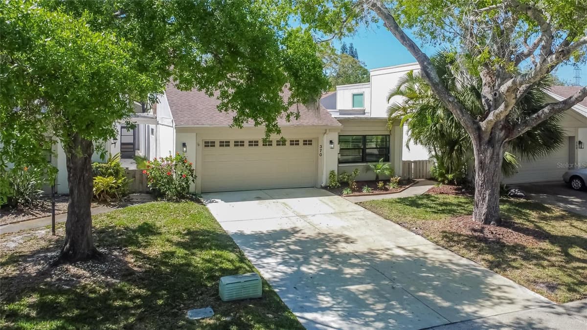 370 WOODLANDS DRIVE — photo 1 of 52