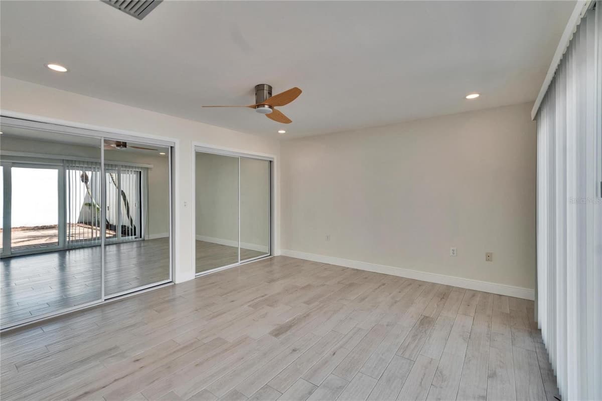 370 WOODLANDS DRIVE — photo 35 of 52