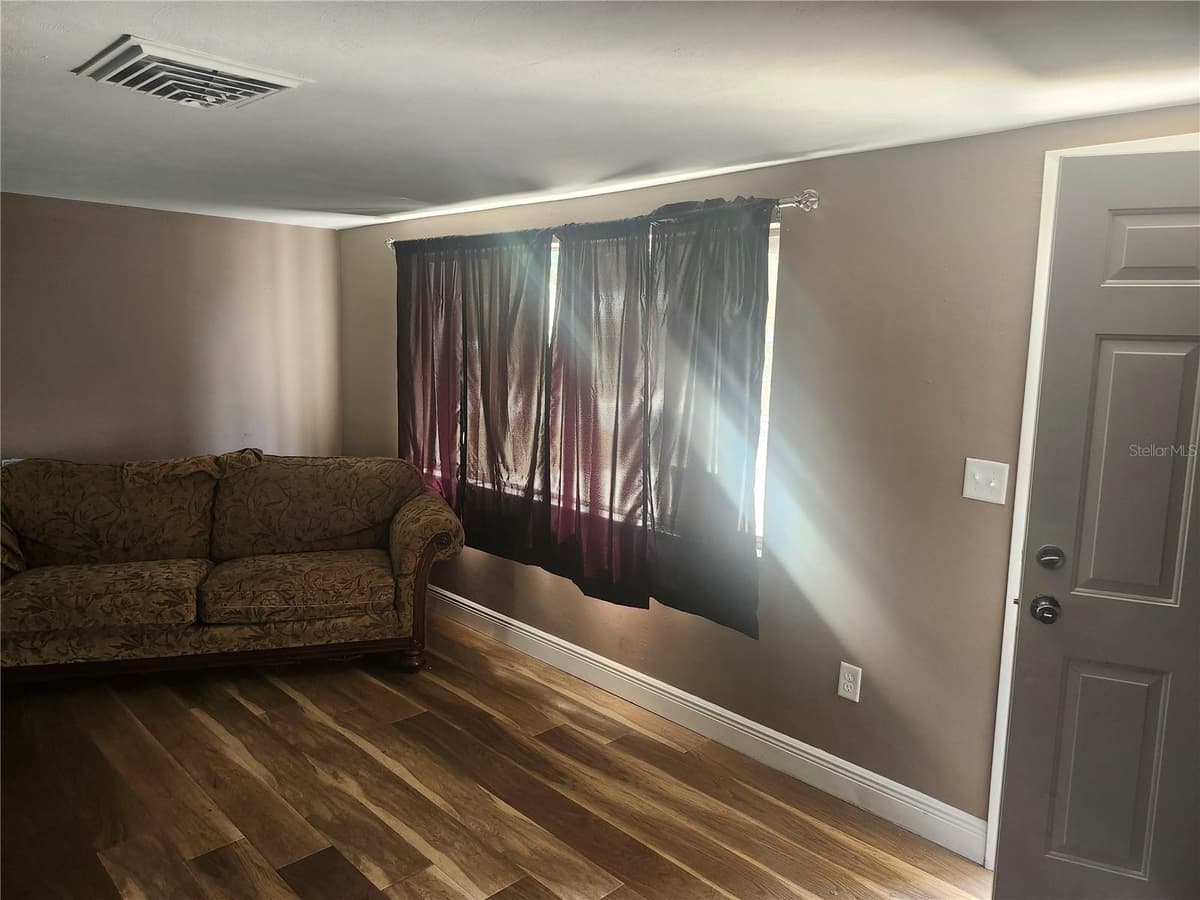 8501 HUNTING SADDLE DRIVE — photo 16 of 41