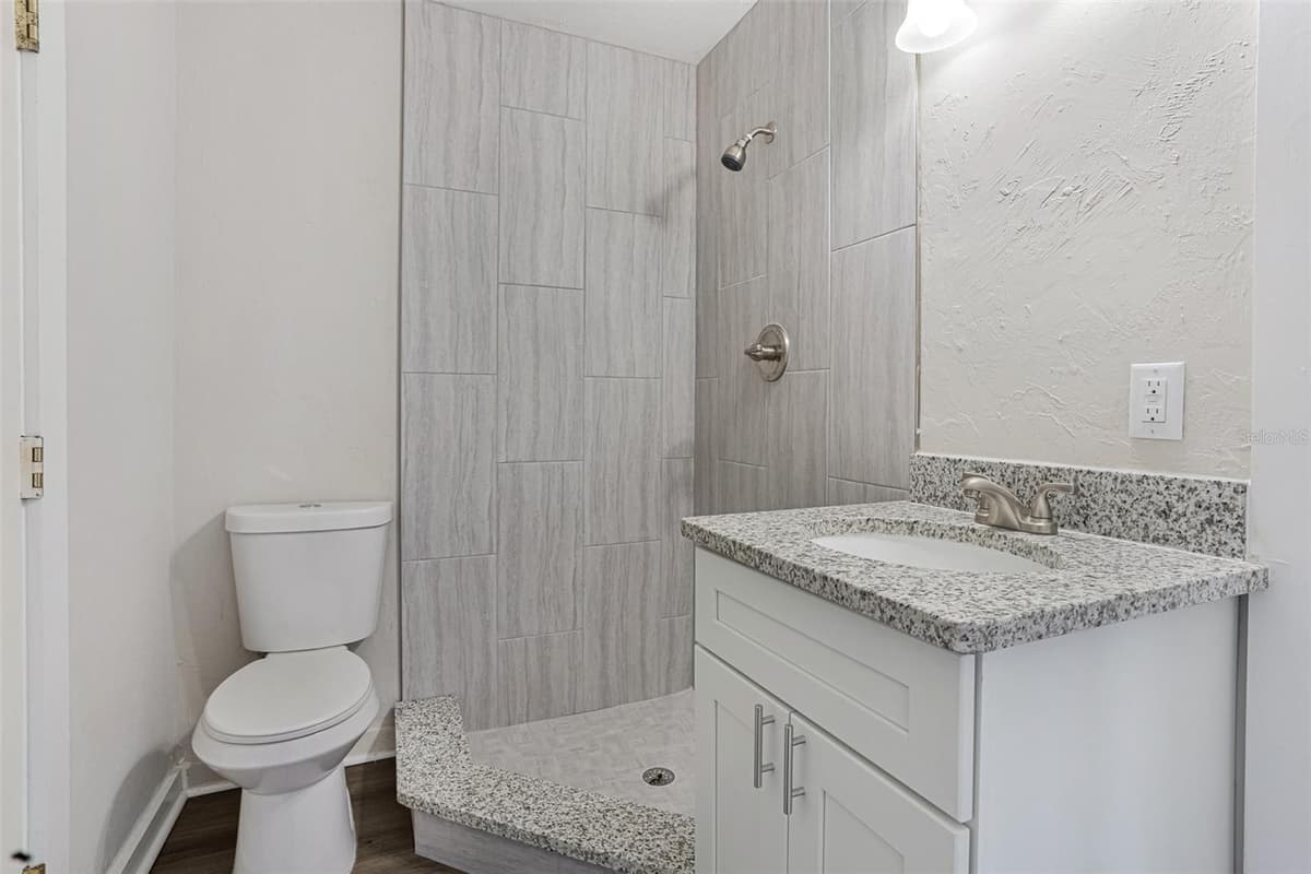 2830 31ST STREET — photo 36 of 40