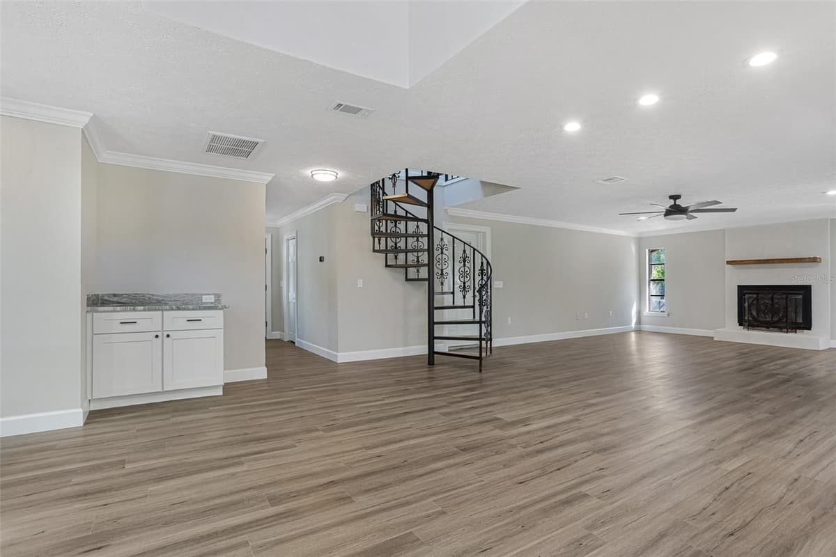 2830 31ST STREET — photo 14 of 40
