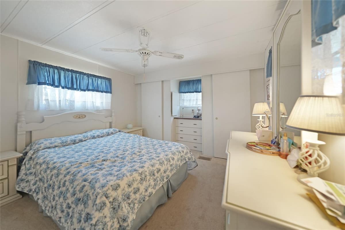 1407 SEAGULL DRIVE — photo 16 of 26