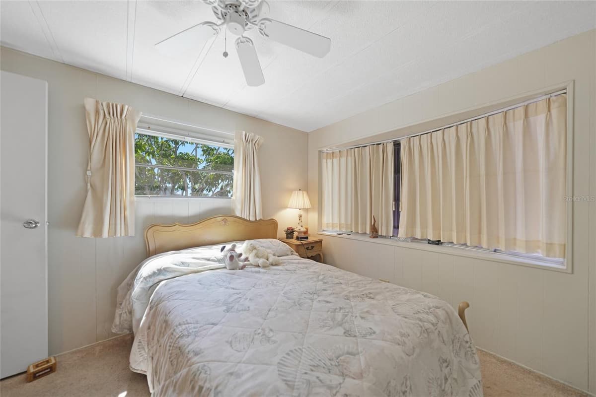1407 SEAGULL DRIVE — photo 12 of 26