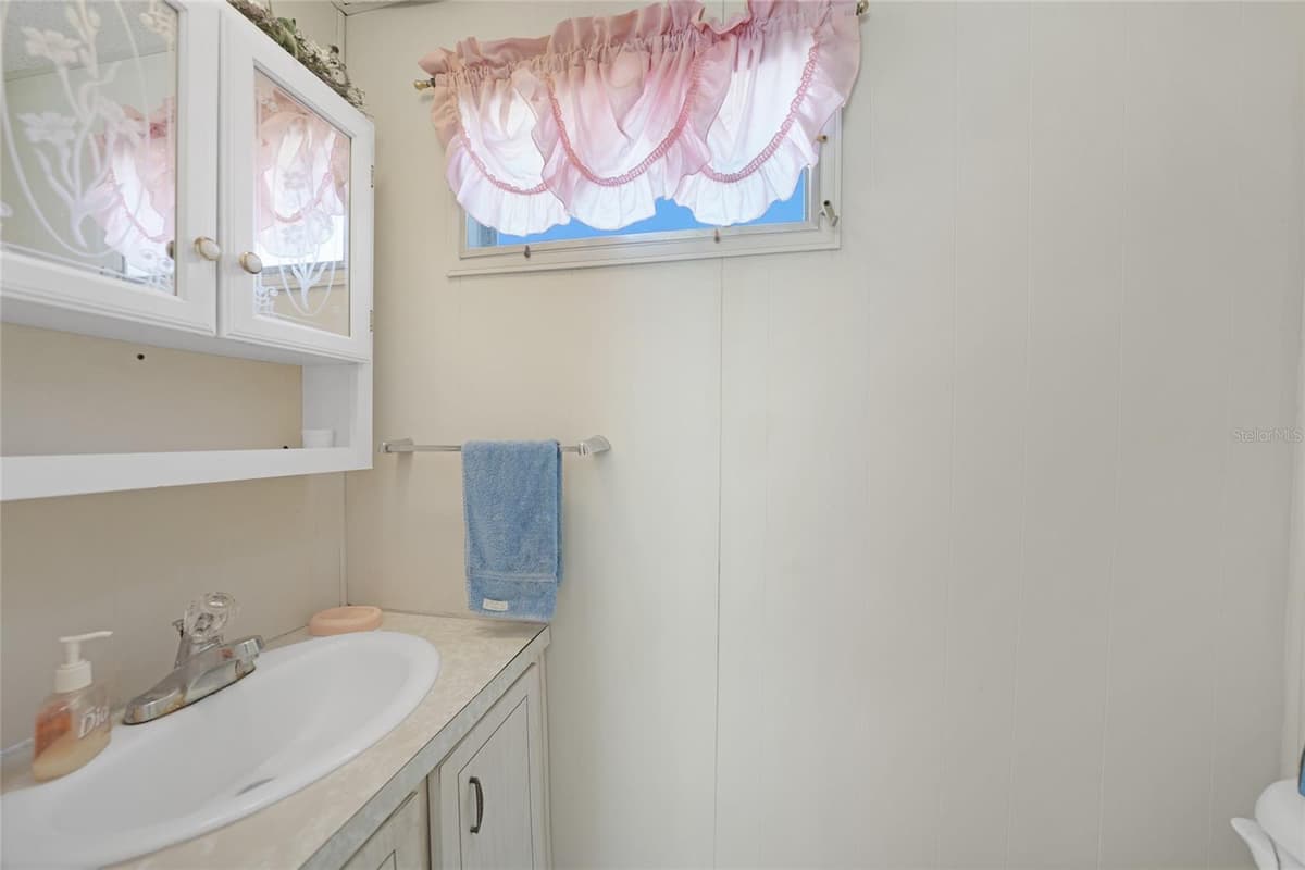 1407 SEAGULL DRIVE — photo 18 of 26