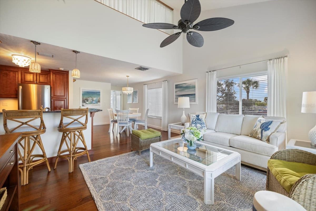 109 BAYSHORE ROAD — photo 4 of 90