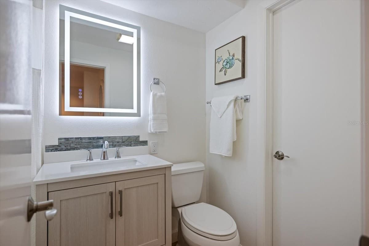109 BAYSHORE ROAD — photo 36 of 90