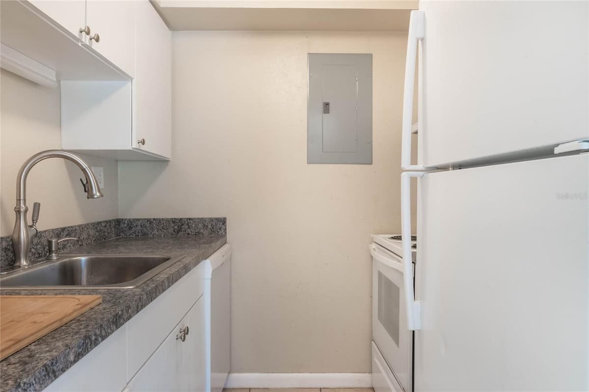 3071 GEORGE MASON AVENUE — photo 11 of 19